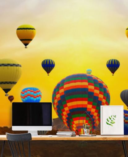 Skyline coucher de soleil couvert de ballons colorés papier peint