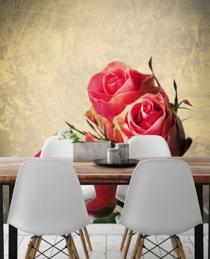 Drei Vintage-rosa Rosen bemalte Tapete