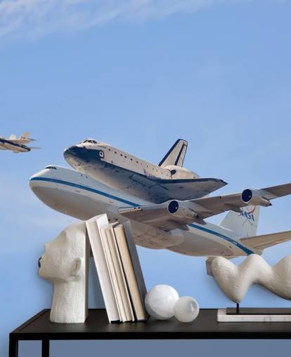 Volare nella storia - Decorazione murale con navetta spaziale