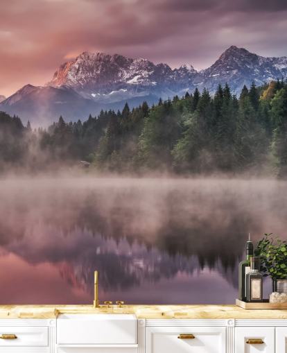 Decorazione murale con tramonto sul lago nebbioso