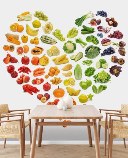 Decorazione murale con cuore arcobaleno di frutta e verdura