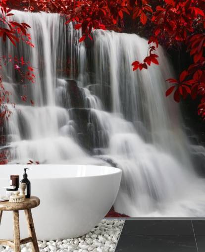 forêt à feuilles rouges avec papier peint cascade