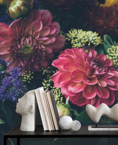 Decorazione murale con motivo floreale scuro rosa, blu e giallo