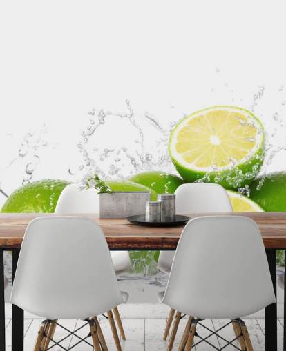 Grüne Limetten und Spritzwasser Fototapete