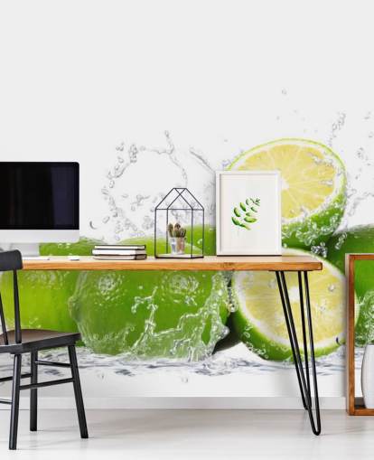 Grüne Limetten und Spritzwasser Fototapete
