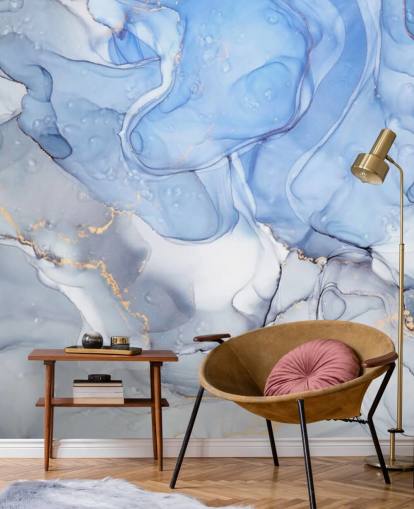 Decorazione murale blu e viola con acquerello dorato