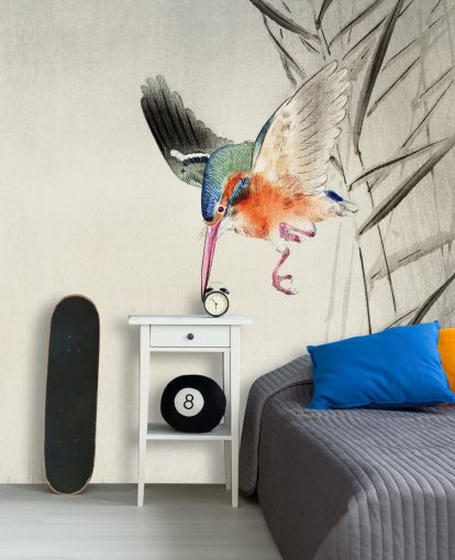 Eisvogel-Tapete mit dem Titel Kingfisher Hunting for Fish in the Water at Wallsauce für Schlafzimmer, Wohnzimmer und Badezimmer