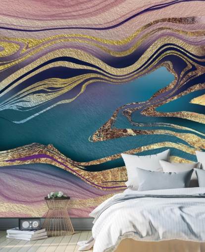 paarse, blauwe en gouden marmeren behangmuurschildering genaamd Golden Pink Blue Marble Swirl van Lara Skinner voor slaapkamers
