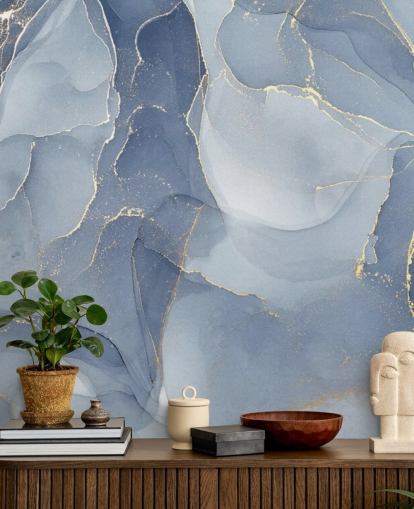 Personalisierbare Marmortapete in Blau und Gold mit dem Titel Overlapping Shades of Blue für Küchen und Badezimmer