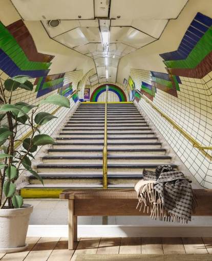 Decorazione murale 3D con tunnel blu, rosso e verde Decorazione murale 3D con tunnel blu, rosso e verde