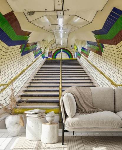 Decorazione murale 3D con tunnel blu, rosso e verde