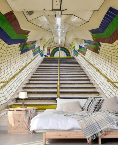 3D Blå, Röd och Grön Tunnel Väggmålning