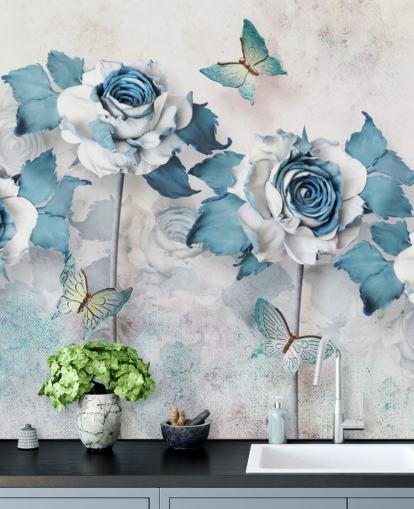 Pastelblauwe rozen en vlinders muurschildering