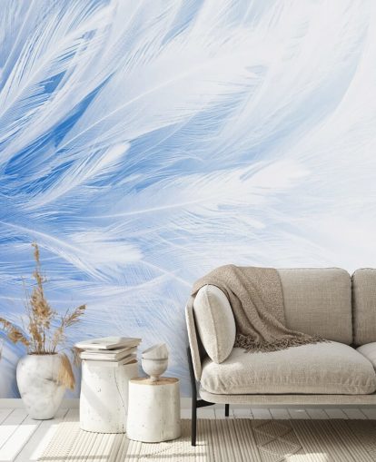 Hellblaues Wandbild mit Federdruck