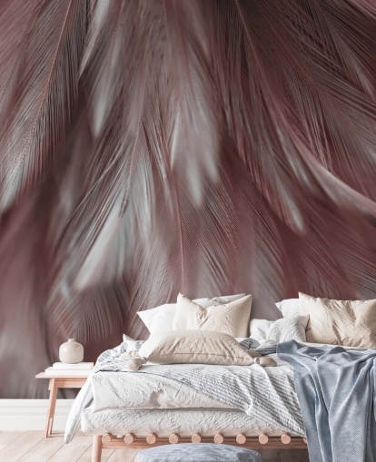 Decorazione murale con piume rosa cenere