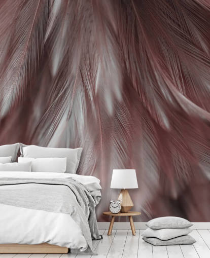Decorazione murale con piume rosa cenere