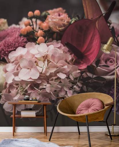 Roze en paars bloemenbehang
