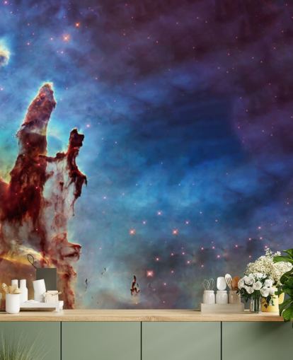 Artiglio della nebulosa arancione su sfondo colorato