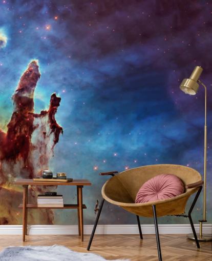 Artiglio della nebulosa arancione su sfondo colorato