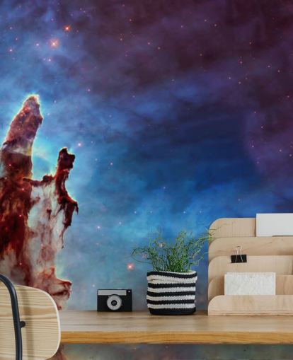 Oranje nevelklauw tegen kleurrijke achtergrond Oranje nevelklauw tegen kleurrijke achtergrond