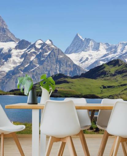 Schneebedeckter Berg und See Fototapete