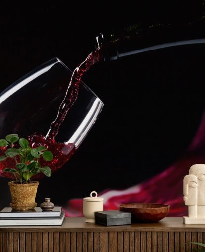 Red Wine in Glass Wallpaper