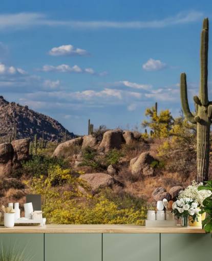 Cactus en paisaje polvoriento con fondo de pantalla de montaña Cactus en paisaje polvoriento con fondo de pantalla de montaña