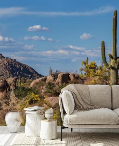 Cactus dans un paysage poussiéreux avec fond d'écran de montagne Cactus dans un paysage poussiéreux avec fond d'écran de montagne