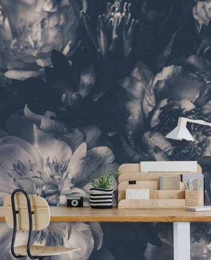 Papel de parede floral escuro preto e branco