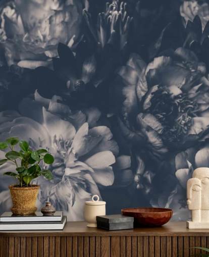 Papel de parede floral escuro preto e branco