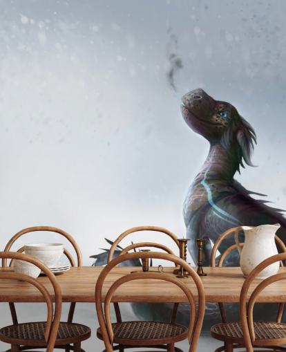 dragón bebé sonriente sentado en la nieve con escamas azules rayadas soplando papel tapiz de humo