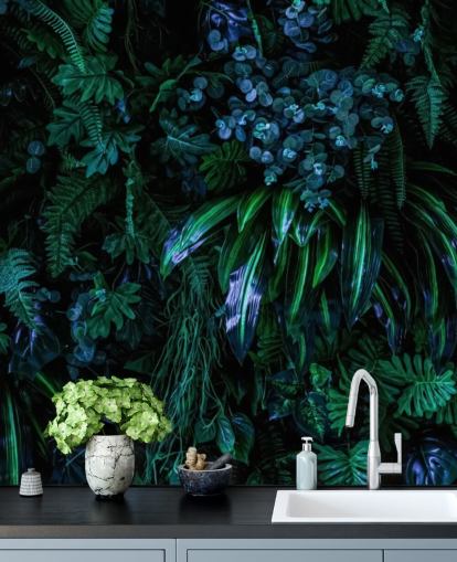 mörkblå och grön anpassad tropisk tapet väggmålning kallad Luscious Tropical Wall för sovrum