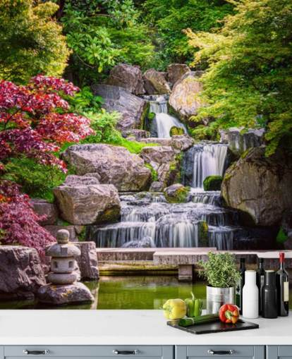 jardim de estilo japonês com papel de parede cachoeira