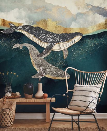 marineblauwe en gouden muurschildering op maat met walvisbehang genaamd Bond II van SpaceFrog Designs voor woonkamers of slaapkamers