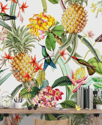 Ananas, Kolibri und Blumen auf weißem Hintergrund Wallpaper