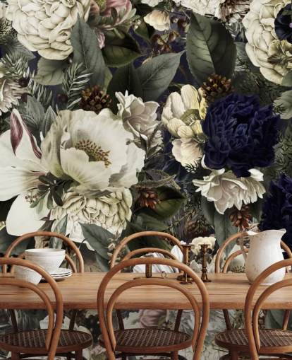 mural de papel de parede floral azul escuro e branco chamado Midnight Bouquet de Uta Naumann para quartos mural de papel de parede floral azul escuro e branco chamado Midnight Bouquet de Uta Naumann para quartos