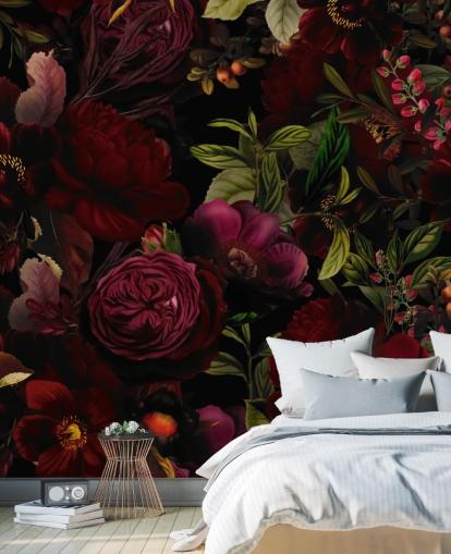 paarse aanpasbare bloemenbehangmuurschildering genaamd Moody Maroon van Uta Naumann voor slaapkamers