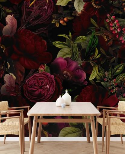 carta da parati murale floreale personalizzabile viola chiamata Moody Maroon di Uta Naumann per camere da letto