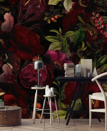 lila anpassningsbar blommig tapetväggmålning kallad Moody Maroon av Uta Naumann för sovrum