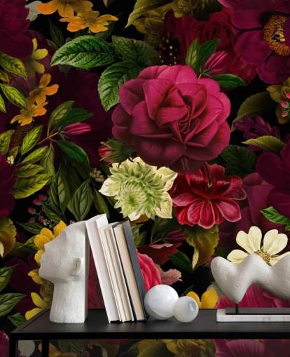 lilla, rosa og grønt blomstertapet veggmaleri kalt Pink Rose Jungle av Uta Naumann for soverom og stuer