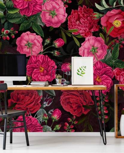 Rose rosa intenso con foglie verdi su sfondo nero carta da parati