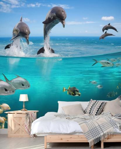 Decorazione murale con delfini che giocano sull'acqua