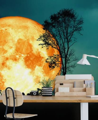 Papel pintado de silueta de árbol y habitación naranja enorme