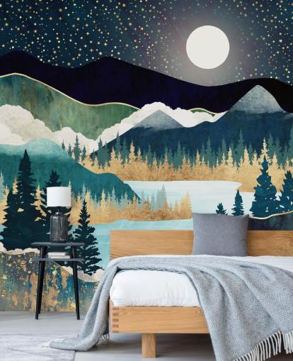 marineblauwe en gouden abstracte bergbehangmuurschildering genaamd Star Lake van SpaceFrog Designs voor slaapkamers marineblauwe en gouden abstracte bergbehangmuurschildering genaamd Star Lake van SpaceFrog Designs voor slaapkamers