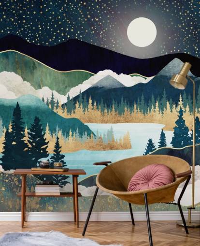 marineblauwe en gouden abstracte bergbehangmuurschildering genaamd Star Lake van SpaceFrog Designs voor slaapkamers