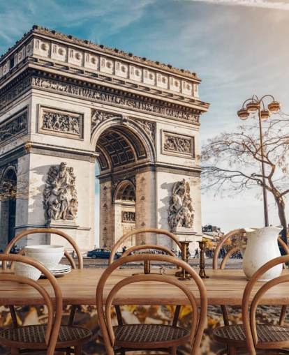 Fond d'écran Arc de Triomphe par une journée ensoleillée Fond d'écran Arc de Triomphe par une journée ensoleillée