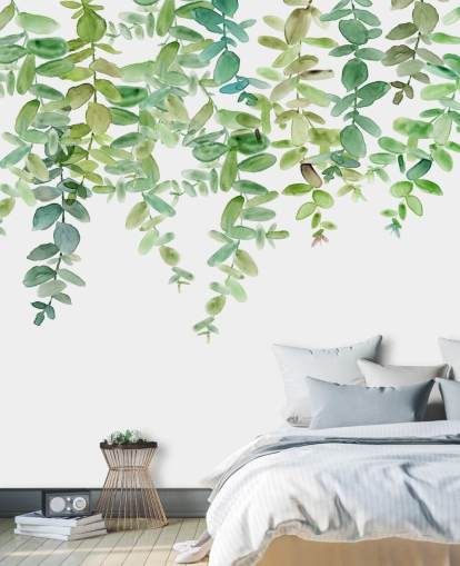 papier peint mural floral suspendu blanc et vert appelé Evergreen Hanging Eucalyptus par Carol Robinson