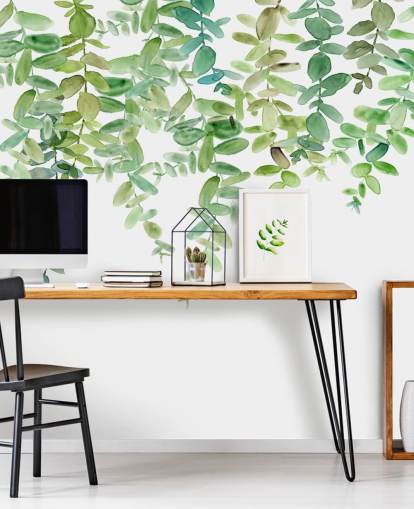 mural de papel pintado floral colgante blanco y verde llamado Evergreen Hanging Eucalyptus de Carol Robinson