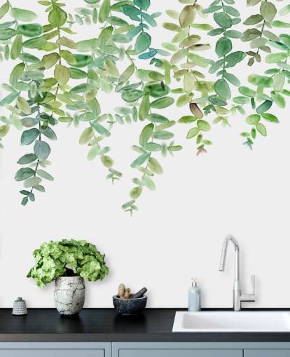 mural de papel pintado floral colgante blanco y verde llamado Evergreen Hanging Eucalyptus de Carol Robinson