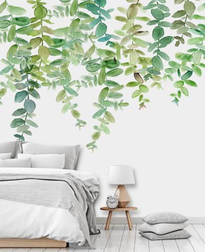 papier peint mural floral suspendu blanc et vert appelé Evergreen Hanging Eucalyptus par Carol Robinson
